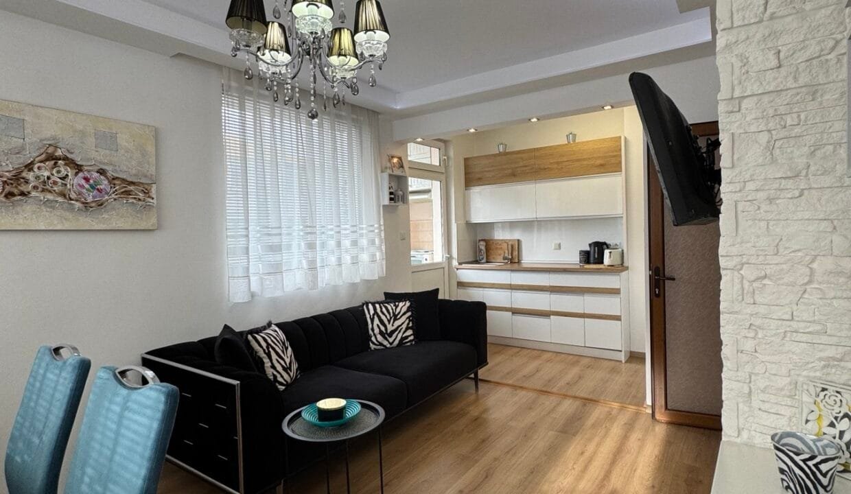 viber_image_2025-12-15_16-43-43-383