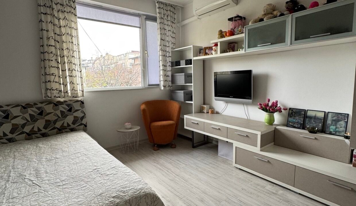 viber_image_2025-12-15_16-43-45-829