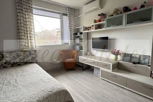 viber_image_2025-12-15_16-43-45-829