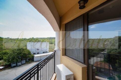 3e8bfb3c8a6afb7a14b48f1a56dec619_3840x3840f__DSC4415-1