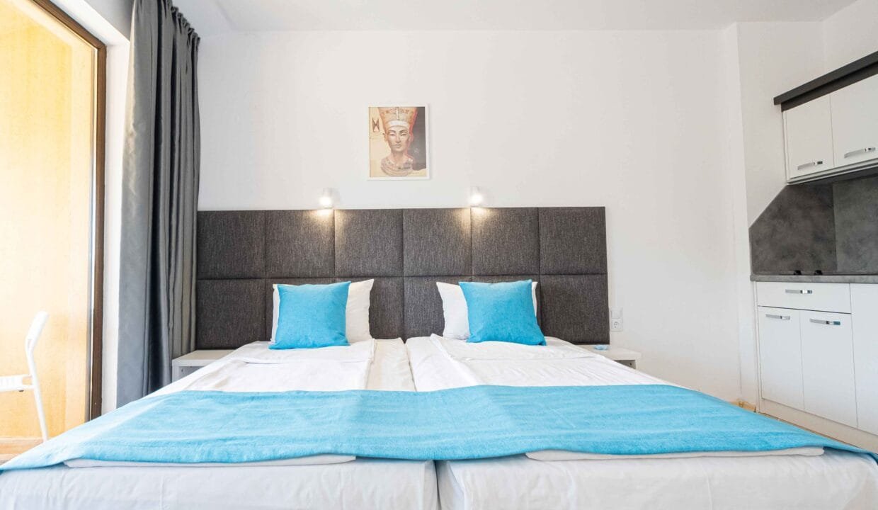 b5085e9521f99bbc3c84218905a10ba1_3840x3840f_DSC_6718