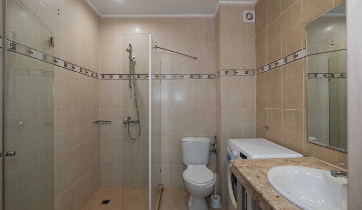 c0ad153af2a46a9498acad6e22f83a70_3840x3840f__DSC4463-1