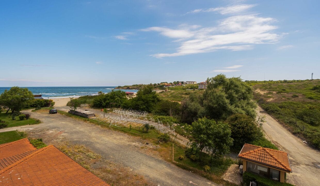 c82155d2feb37f79638779eeeabd3cc4_3840x3840f__DSC4411-1